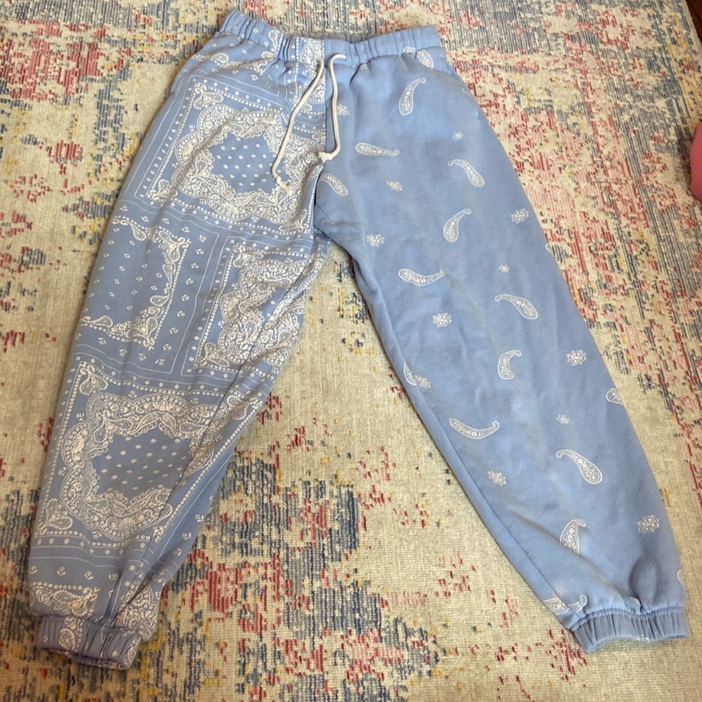 Pacsun blue and white sweatpants